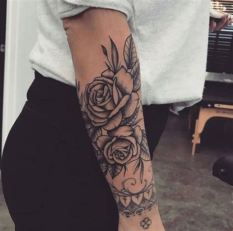 tatuajes en los brazos mujeres|Tatuajes en el brazo para MUJERES – 100 Diseños & Estilos de。